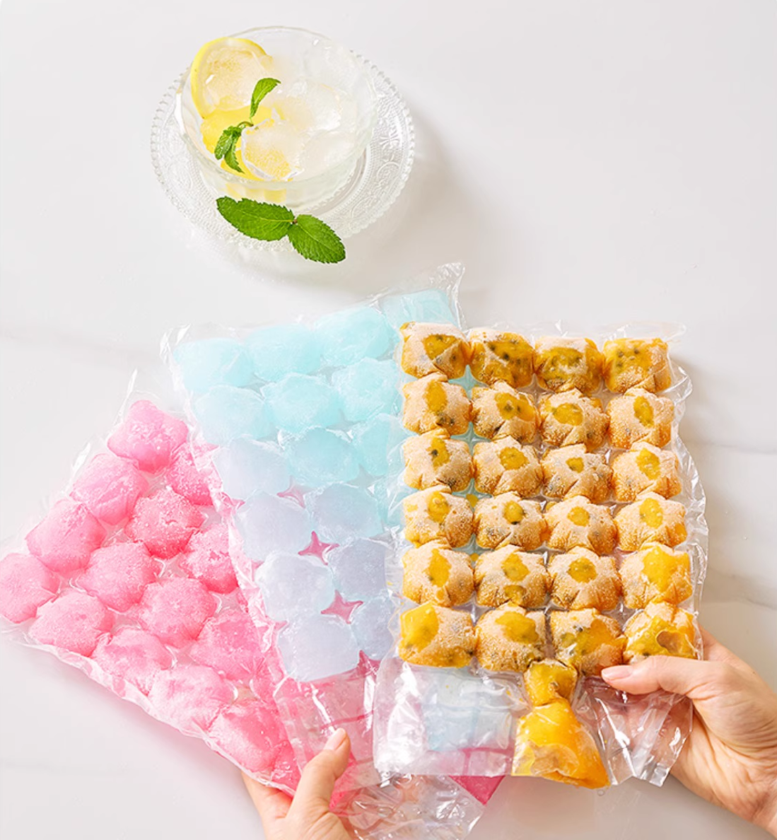 送料無料　　100PCS 使い捨てアイスバッグ　製氷　便利　　3297