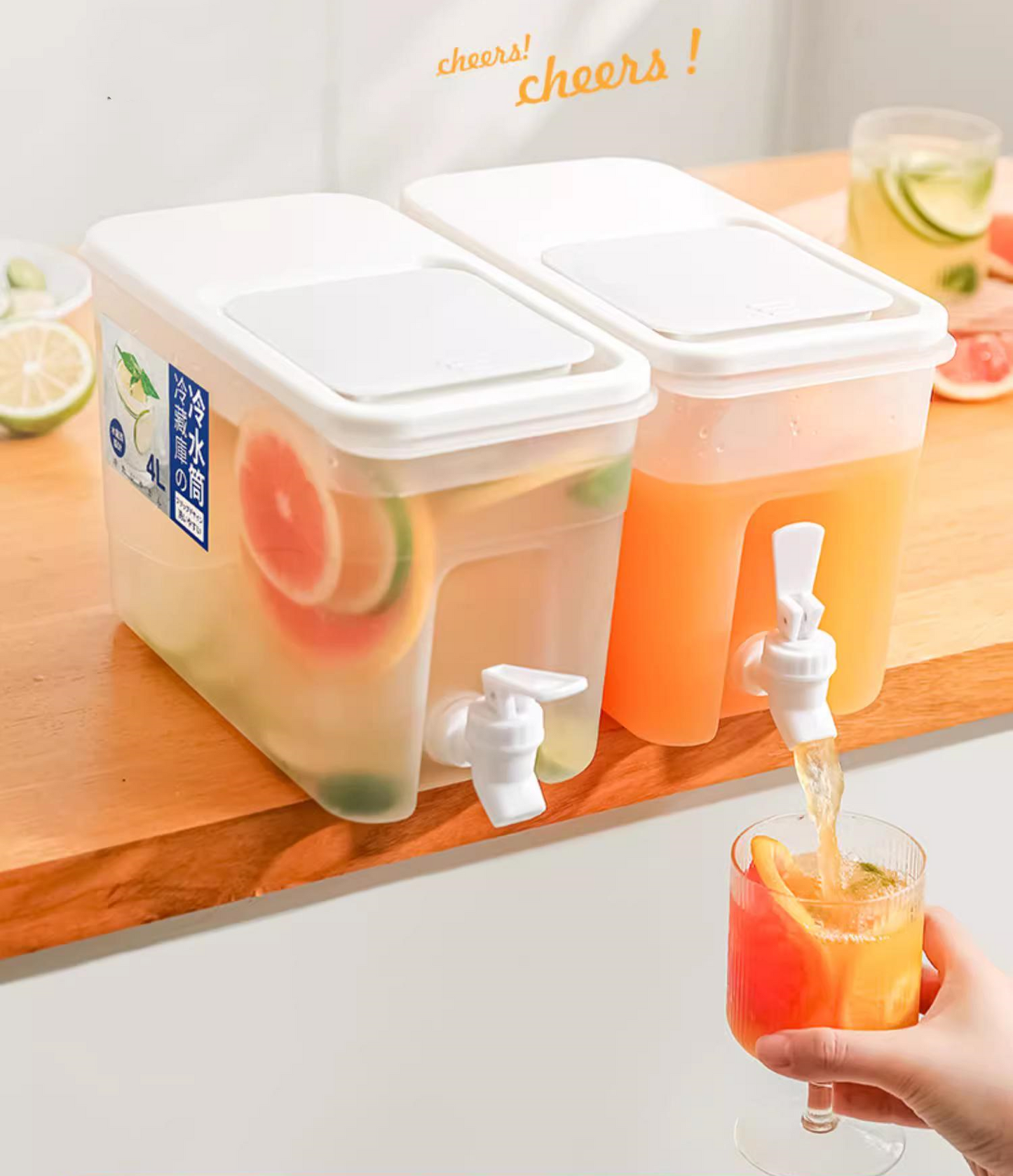 送料無料　4L　蛇口付き大容量冷蔵庫ドリンクサーバー　プラスチック スタンド おしゃれ 家庭用　　3266