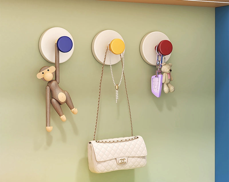 送料無料 吸盤フック 強力 2個セット プッシュ式 耐荷重5kg 小物掛けト カバン掛け プッシュ式 ワンプッシュ キッチンツール キーフック 吸盤式 収納 浴室 玄関 工具不要 3393