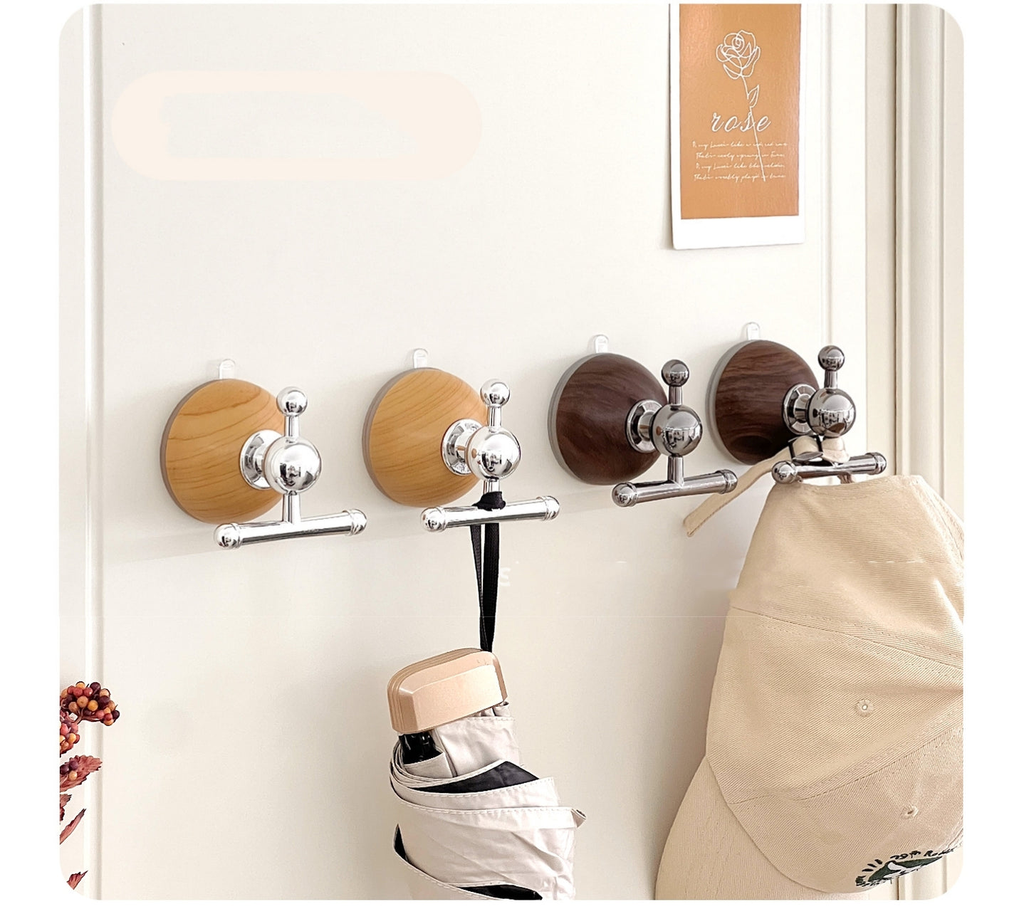 送料無料 丸型 木目調 強力吸着 強力吸盤フック 吸盤式フック おしゃれ 強力吸盤フック 跡が残らない 簡単設置 繰り返し使える 壁掛け 省スペース 3432