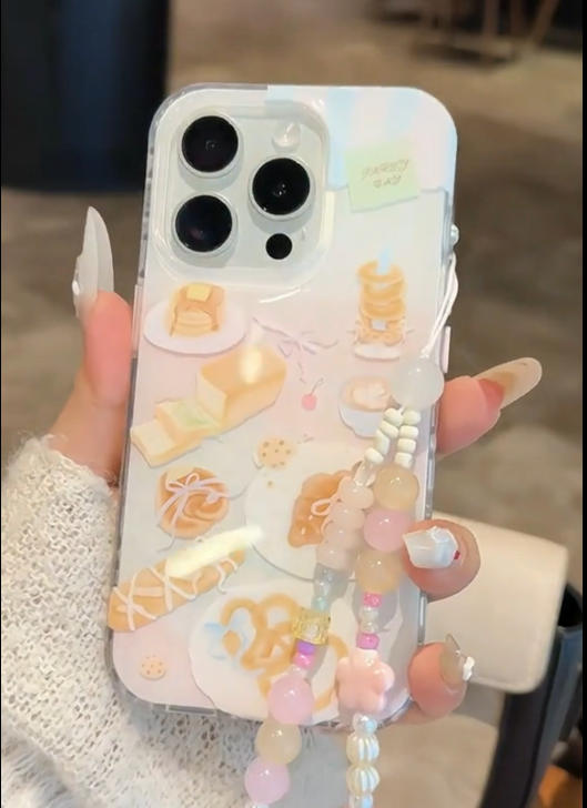 iPhoneケース　スマホケース　パン　可愛い　おしゃれ   1071